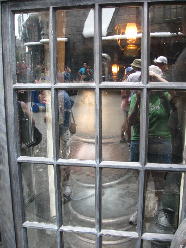 CauldronsWindow1